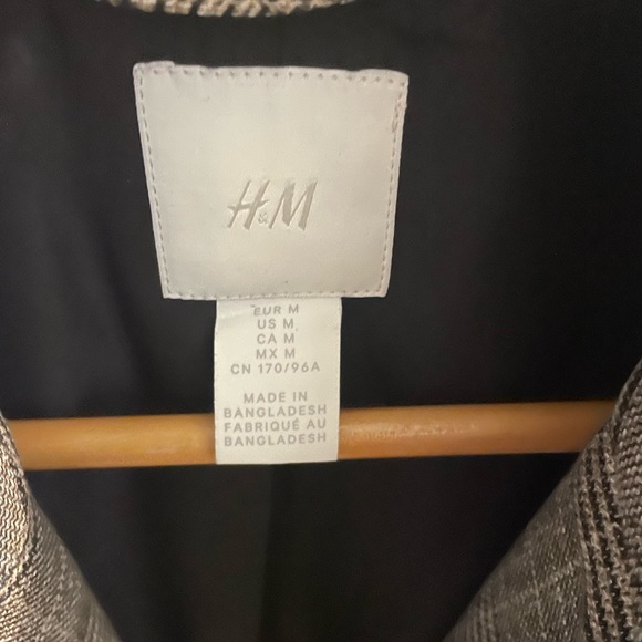 H&M houndstooth blazer - Picture 3 of 5